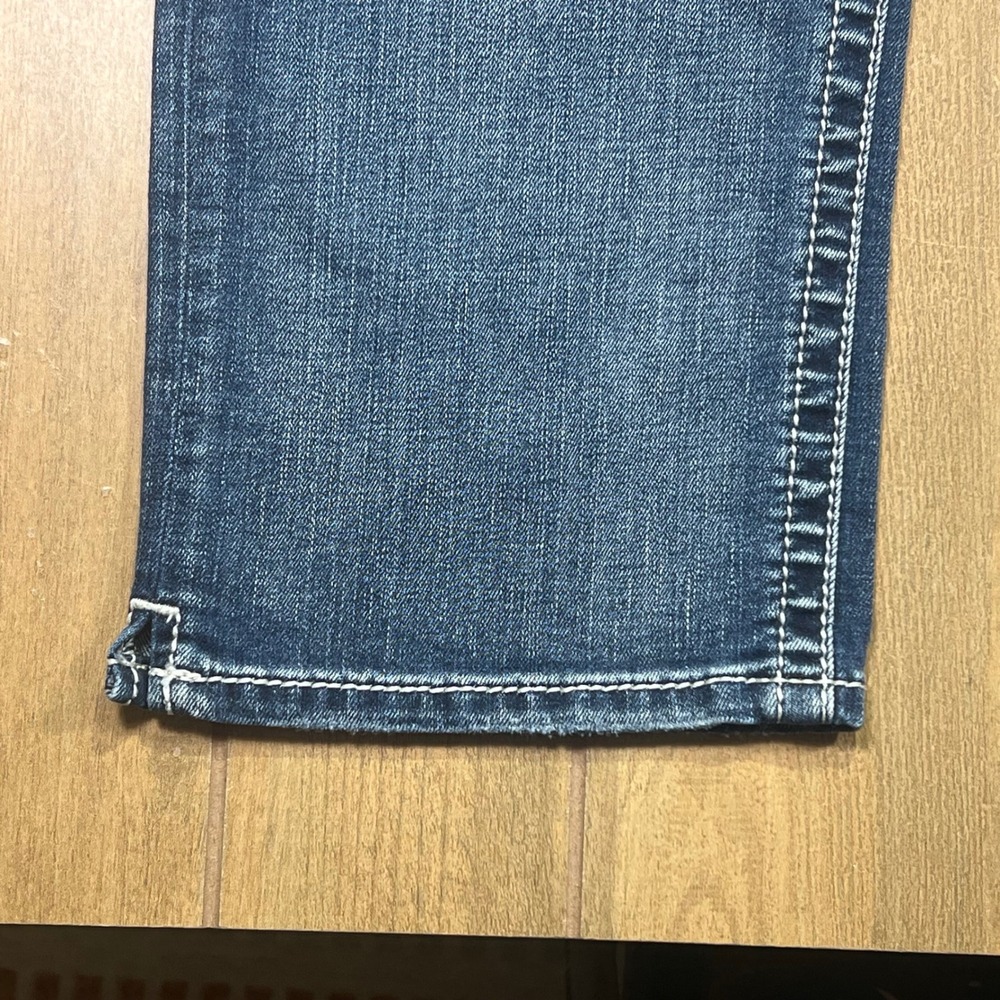 Miss Me Signature Cuffed Capri Distressed Americana Jeans JP7687P MK 555 Size 33 - Picture 14 of 16